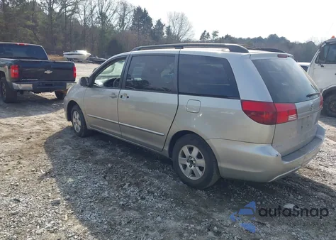 2004 Toyota Sienna Xle z USA, uszkodzony, nr VIN 5TDZA22C94S169802